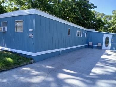 Lake Yale Home For Sale in Eustis Florida