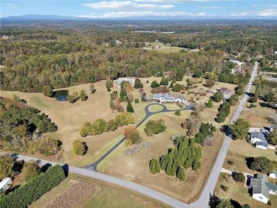Once in a lifetime opportunity to own a picturesque property - photo 2