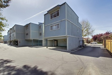 Peaceful, tucked away townhome just minutes from the Santa Cruz - photo 19