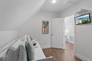 Welcome to On Point! This redesigned vacation rental compound is - photo 20