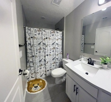 Buyers financing fell thru, exquisite waterfront luxury home - photo 28
