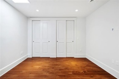 Welcome to the Kalorama Building - refined luxury condominium