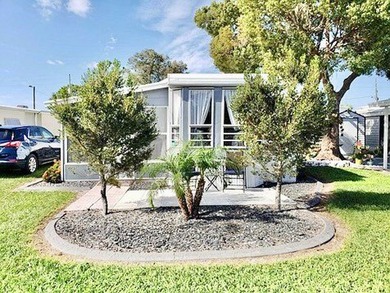 Silver Lake - Highlands County Home For Sale in Avon Park Florida