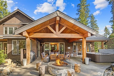 Experience refined mountain living in this turnkey exceptional - photo 2