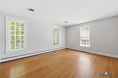 Gorgeous one owner well maintained custom built home in Bexley! - photo 19