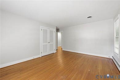 Gorgeous one owner well maintained custom built home in Bexley! - photo 20