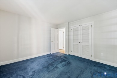 Gorgeous one owner well maintained custom built home in Bexley! - photo 22