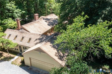Gorgeous one owner well maintained custom built home in Bexley! - photo 28