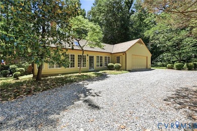 Gorgeous one owner well maintained custom built home in Bexley! - photo 31