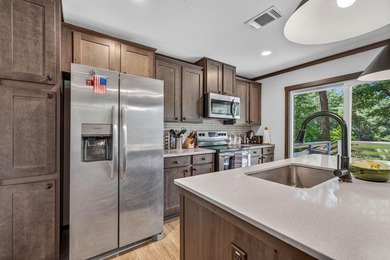 6.19 Acres | Approx. 3-Acre Private Freshwater Lake | 3BR | 2BA - photo 36