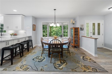 Discover an exceptional retreat in Westminster, where privacy - photo 8