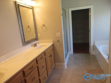 Come tour this Charming garden home in popular Somerset Lake - photo 12