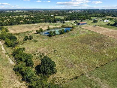 (private lake, pond, creek) Acreage For Sale in Commerce Texas