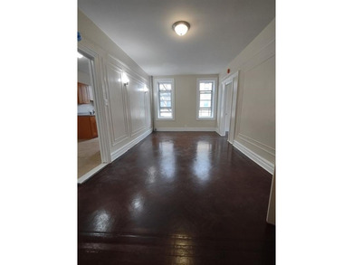 Market-rate rental building featuring 14.5 bedrooms, 6 bathrooms - photo 5