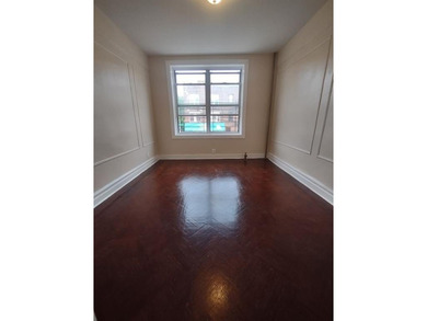 Market-rate rental building featuring 14.5 bedrooms, 6 bathrooms - photo 7