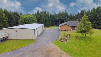 Pristine one level Executive Home with an out of this world Shop - photo 2