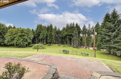 Pristine one level Executive Home with an out of this world Shop - photo 8