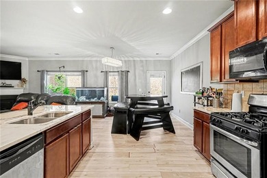 Welcome home to this inviting 4-bedroom, 2.5-bath residence - photo 11