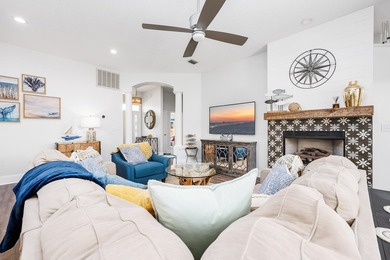 Imagine living just a short stroll away from the beach with a - photo 7