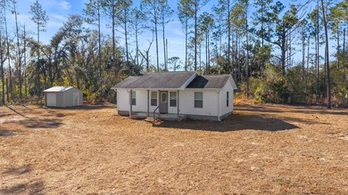 This quaint one bedroom, one bath offers simple southern charm - photo 9