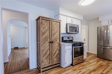 Welcome to this adorable Cape Cod nestled in the heart of North - photo 13