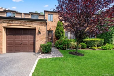 (private lake, pond, creek) Condo Sale Pending in New Hyde Park New York