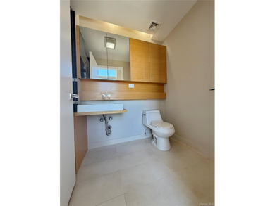 Spacious, Sun-Filled One-Bedroom Condo at The Conrad - East - photo 6