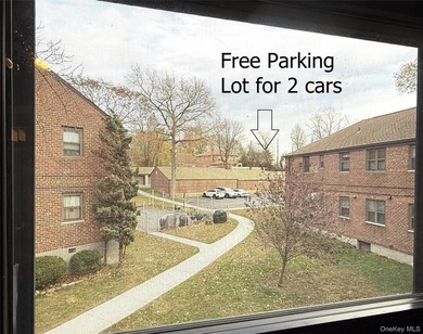 Desirable 2/3 BR w Modern, Open Concept Layout In Great Location - photo 12
