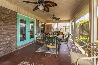 Beautiful 3-bedroom, 2-bath brick home offering comfort - photo 8