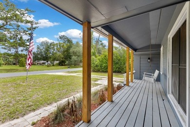 Completely remodeled and move in ready! This 3 bedroom, 2 - photo 8