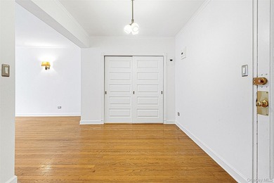Welcome to The Grover Cleveland. A spacious and sun-filled - photo 5