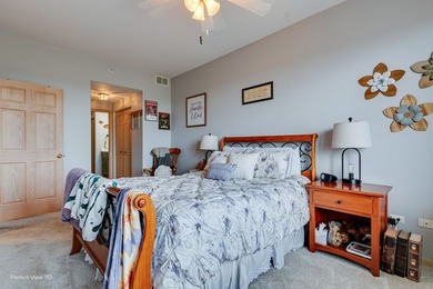 Premium Penthouse unit is a must see! It features vaulted - photo 12
