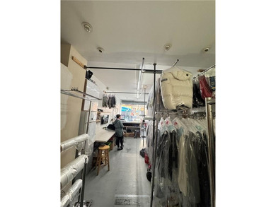 Turn keys dry cleaner For Sale. 10 years business!! this is - photo 5