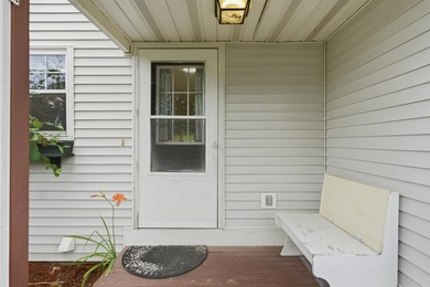 This move-in-ready Colchester Village condo offers fresh paint - photo 7