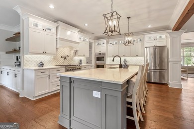 Welcome to 204 Tuxedo Circle, a stunning custom-built residence - photo 18