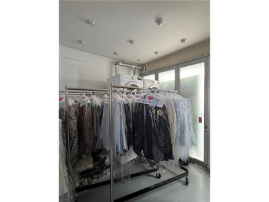 Turn keys dry cleaner For Sale. 10 years business!! this is - photo 9