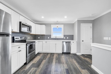 Directly across the street from the Gulf, this 2 bedroom, 2 - photo 9