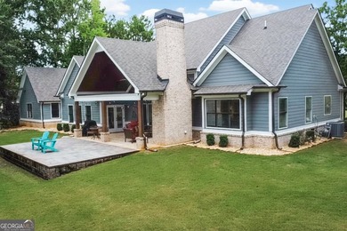 Welcome to 204 Tuxedo Circle, a stunning custom-built residence - photo 43