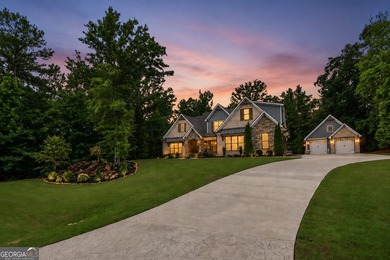 Welcome to 204 Tuxedo Circle, a stunning custom-built residence - photo 46