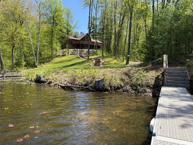 Tucked in the Southern cove of Red Cedar Lake, this 4 bedroom, 3 - photo 4