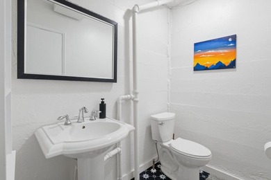 $20K PRICE REDUCTION - TRANSPARENT PRICE! Set on a 10,000+ sq.ft - photo 13