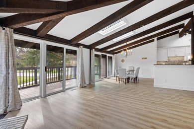 Beautiful 2-bed, 1 bath condo in desirable Abbey Hill featuring - photo 16