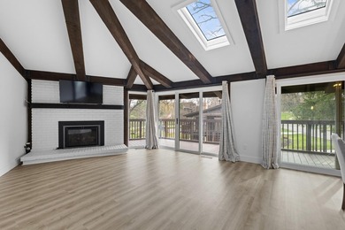 Beautiful 2-bed, 1 bath condo in desirable Abbey Hill featuring - photo 17