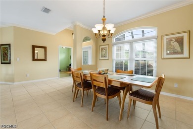 Stunning lakefront pool home in the remarkable gated community - photo 25