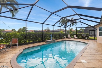 Stunning lakefront pool home in the remarkable gated community - photo 33