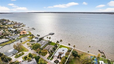 Warm tropical breezes drift across the wide, shimmering expanse - photo 44