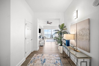 This stunning 4B/4B Penthouse Condo with breathtaking, panoramic - photo 3