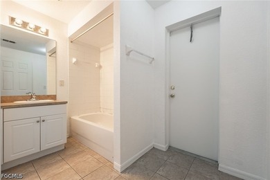 Welcome to this bright and inviting 4-bedroom, 2-bath home - photo 22