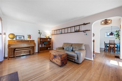 Welcome to 94 Meadow Drive in the heart of Brighton! This - photo 5