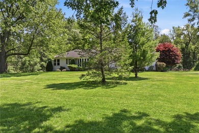 Rare opportunity to own this spacious 4 bedroom 3.5 bath ranch - photo 3